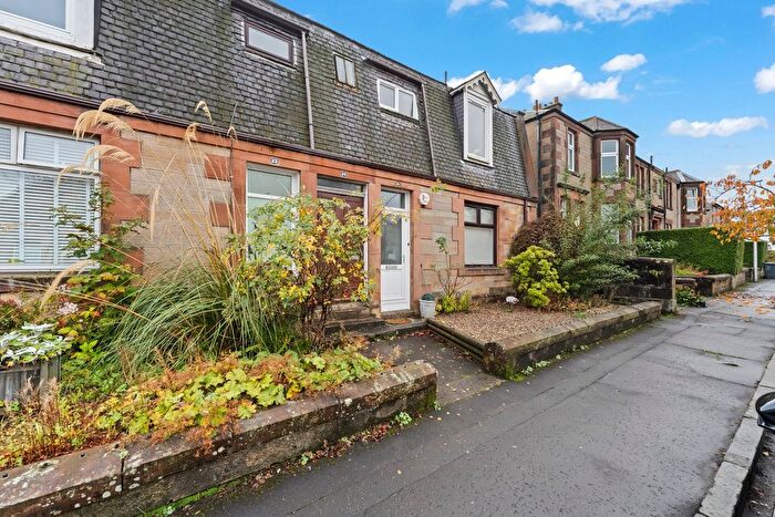 1 Bedroom Flat For Sale In Shamrock Street, Dunfermline, KY12