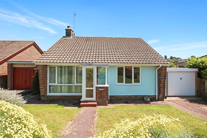 2 Bedroom Detached Bungalow To Rent In Warenne Road, Hove, BN3
