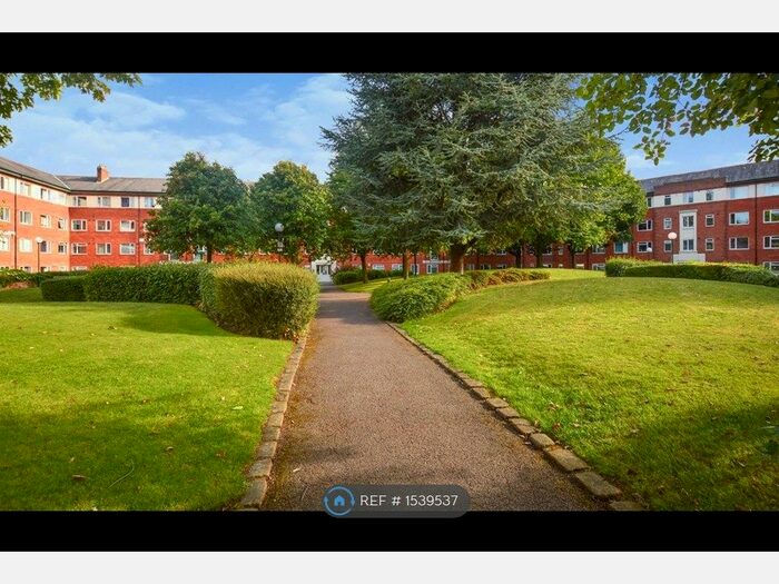 2 Bedroom Flat To Rent In Melmerby Court, Salford, M5