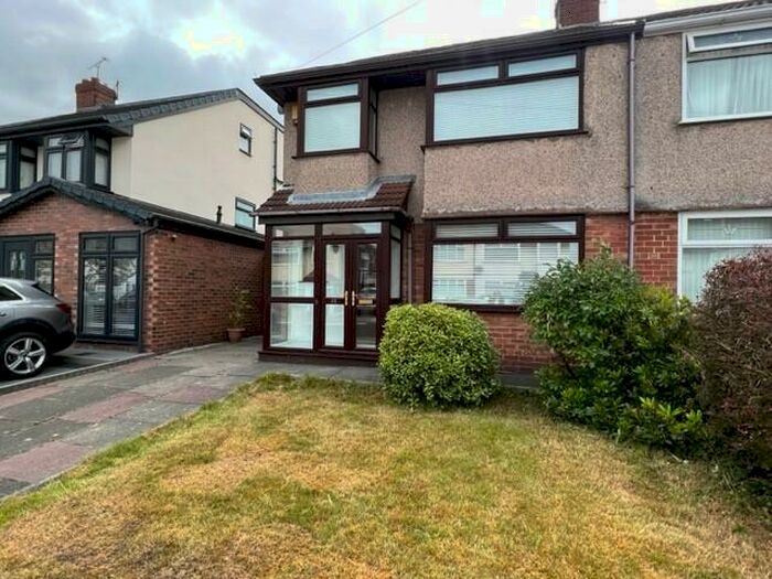 3 Bedroom House To Rent In Vineside Road, L12