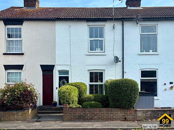 3 Bedroom Terraced House For Sale In West Street, Havant, United Kingdom, PO9