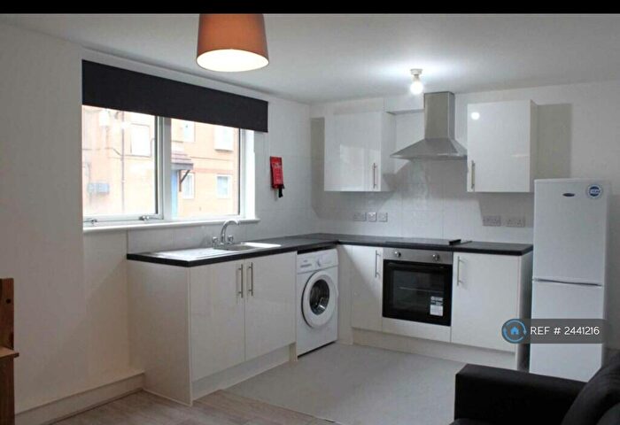 1 Bedroom Flat To Rent In Milliners Court, Luton, LU3
