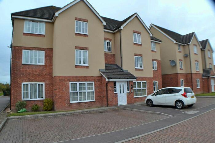 2 Bedroom Flat To Rent In Battalion Way, Thatcham, RG19