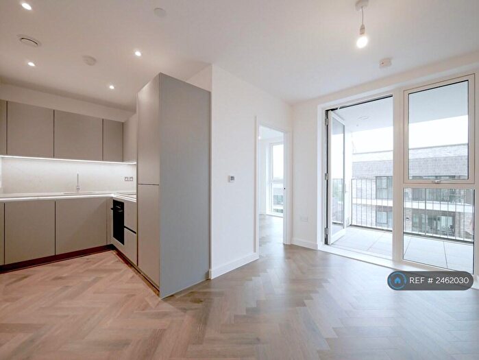 1 Bedroom Flat To Rent In Mile Walk, London, NW6