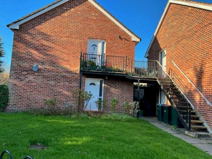 2 Bedroom Property To Rent In Wansfell Close, Coventry, CV4