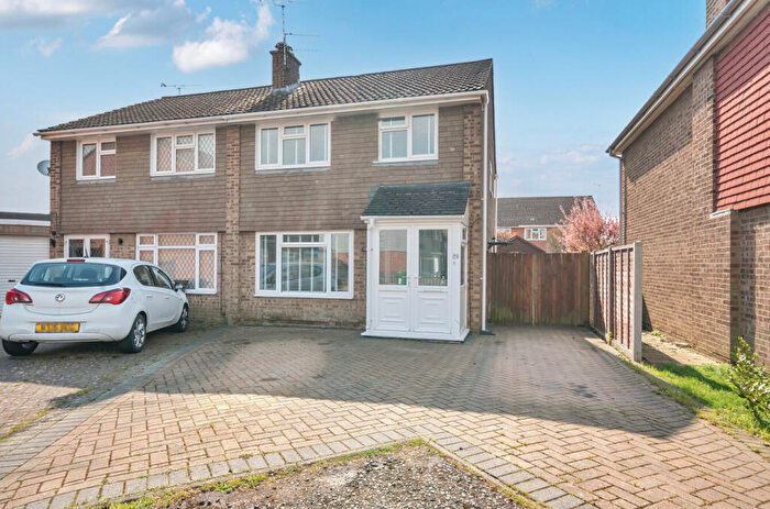 3 Bedroom Semi-Detached House For Sale In Poulner Close, Felpham, Bognor Regis, PO22