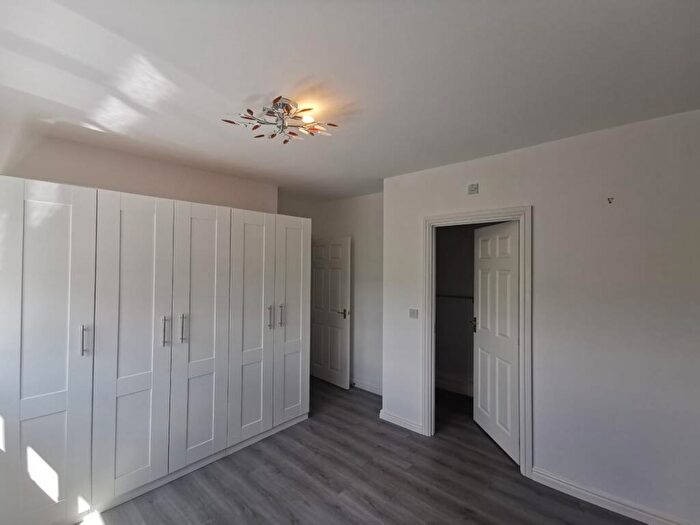 2 Bedroom Flat For Sale In Archers Walk, Trent Vale, Stoke-on-trent, ST4