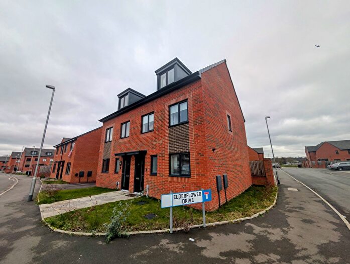 3 Bedroom Detached House To Rent In Britannia Street, Salford, M6