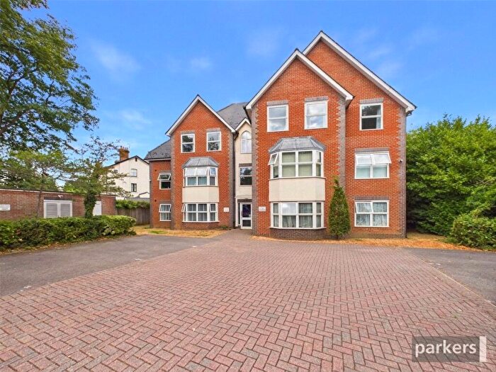 2 Bedroom Apartment To Rent In Erleigh Road, Reading, Berkshire, RG1
