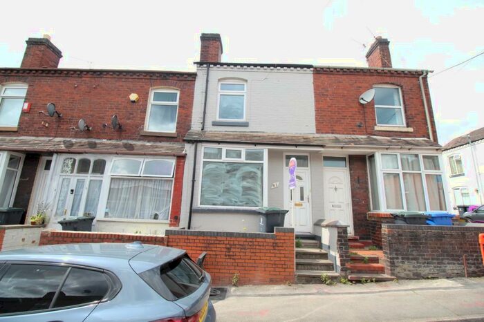 2 Bedroom Terraced House To Rent In King William Street, Tunstall, Stoke-on-Trent, Staffordshire, ST6