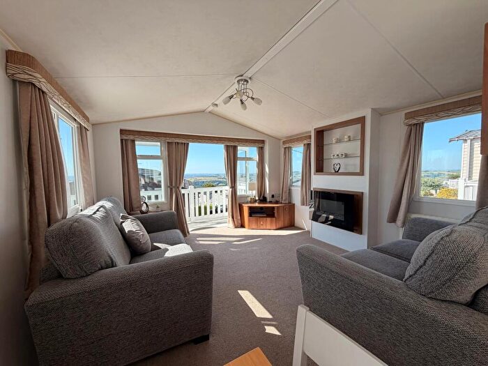 2 Bedroom Caravan For Sale In Willerby Salisbury Holiday Home, Tamar View Holiday Park, St. Anns Chapel, Gunnislake, Cornwall, PL17
