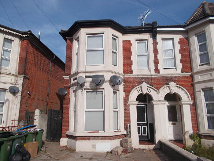 1 Bedroom Flat To Rent In Denzil Avenue, Southampton, SO14