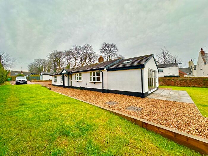3 Bedroom Detached Bungalow For Sale In Moorings Close, Parkgate, Neston, CH64