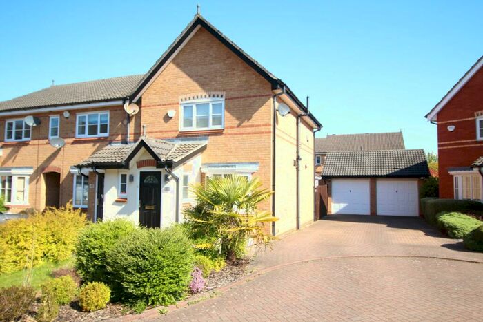 3 Bedroom End Of Terrace House To Rent In Alveston Drive, Wilmslow, Cheshi, SK9