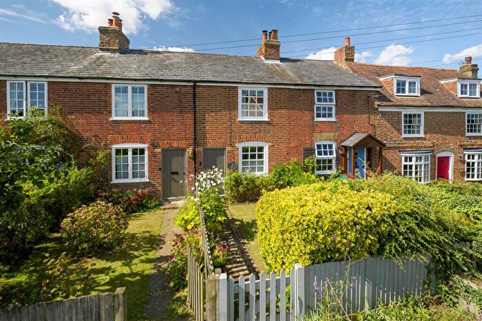 2 Bedroom Terraced House For Sale In Bennetts Cottages, Bredhurst, ME7