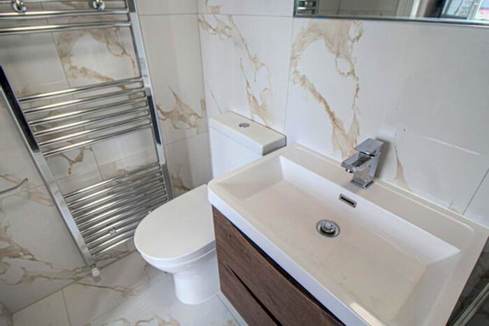 1 Bedroom Flat To Rent In Clarendon Road, Leeds, LS2