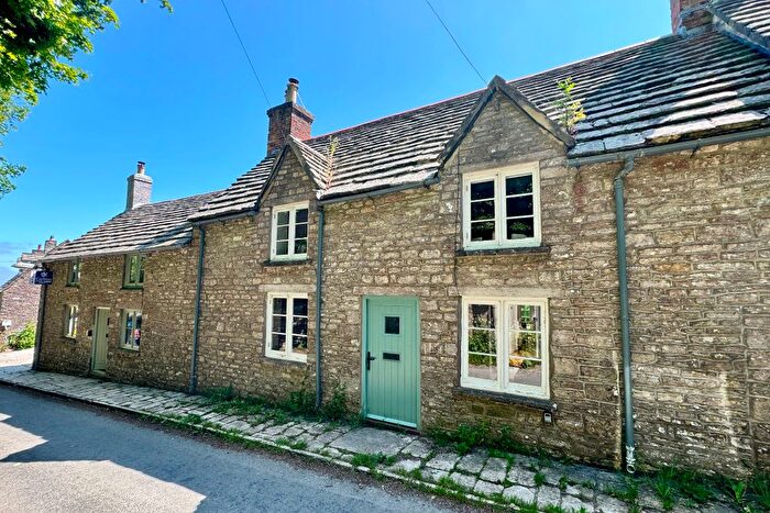 3 Bedroom Cottage For Sale In South Street, Kingston, Corfe Castle, Wareham, BH20
