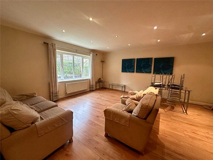 2 Bedroom Apartment To Rent In Ashdene Gardens, Reading, Berkshire, RG30