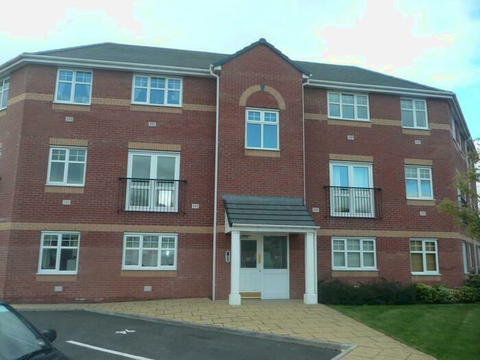 2 Bedroom Flat To Rent In Black Eagle Court, Burton-on-trent, Staffordshire, DE14