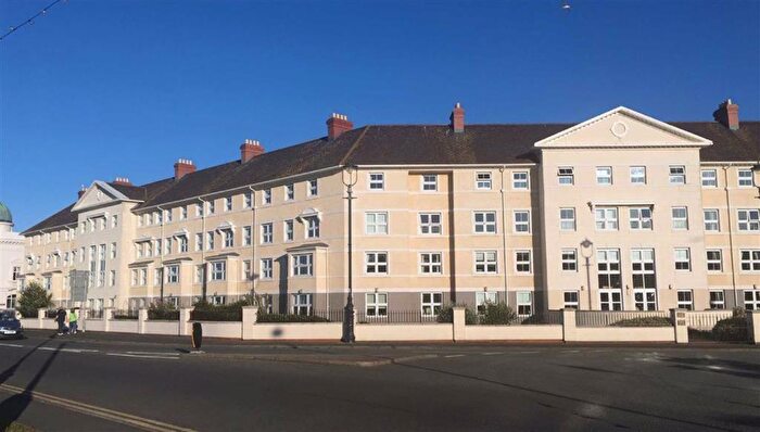1 Bedroom Retirement Property For Sale In Clarence Road, Llandudno, LL30
