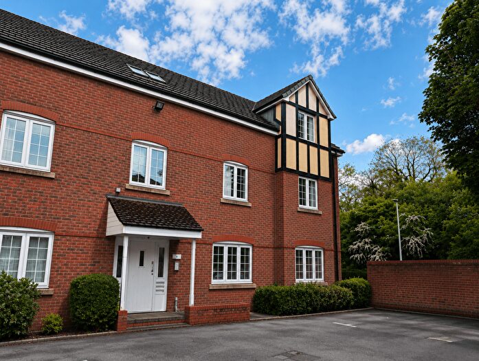 2 Bedroom Flat To Rent In Clough Court, CW5