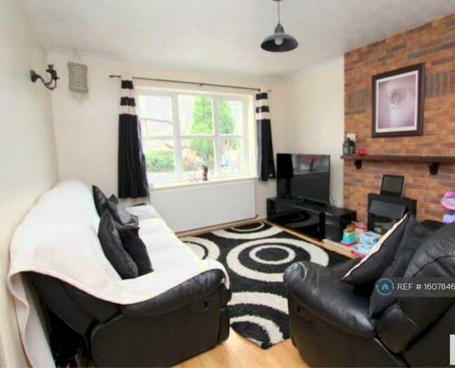 4 Bedroom Detached House To Rent In Wych-Elm Close Rugby, Rugby, CV22