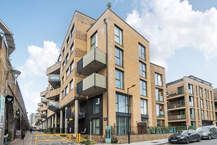 1 Bedroom Flat For Sale In Angel Lane, London, SE17
