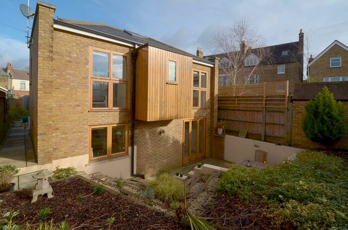 2 Bedroom Detached House To Rent In Gomer Place, Teddington TW11