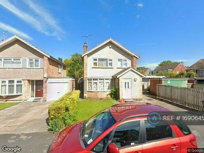 4 Bedroom Detached House To Rent In Overdale Avenue, Leeds, LS17