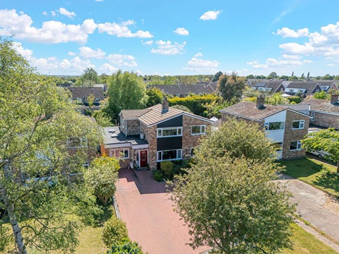 5 Bedroom Detached House For Sale In Beldams, Needingworth, PE27
