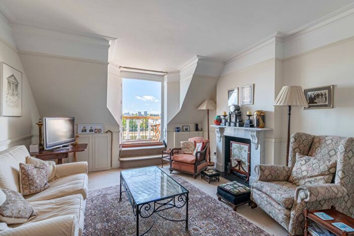 2 Bedroom Flat To Rent In Ranelagh Gardens, Fulham, London, SW6