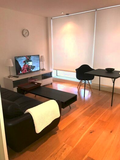 Studio To Rent In Ontario Tower, Fairmount Avenue, Blackwall, Canary Wharf, London, E14