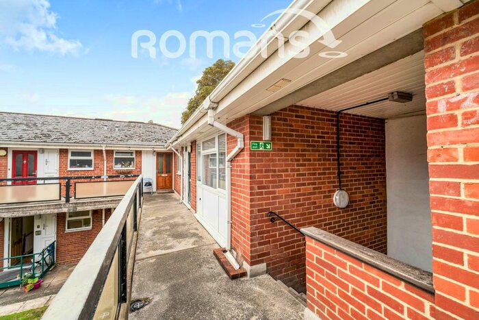 1 Bedroom Flat To Rent In Abbey Street, Farnham, GU9