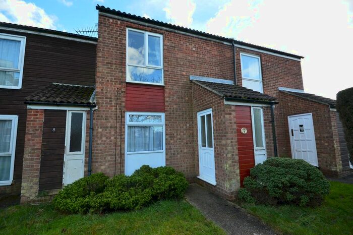 2 Bedroom Terraced House To Rent In Baileys Field, Ashford, TN23