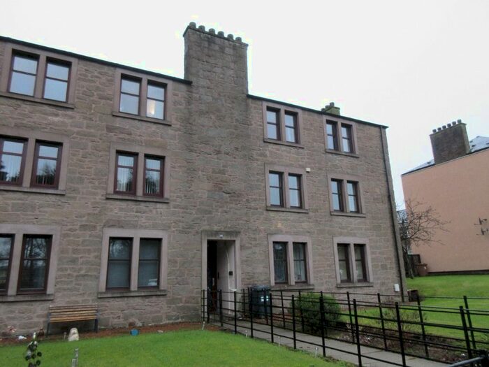 2 Bedroom Flat To Rent In Strathmore Avenue, Dundee, DD3
