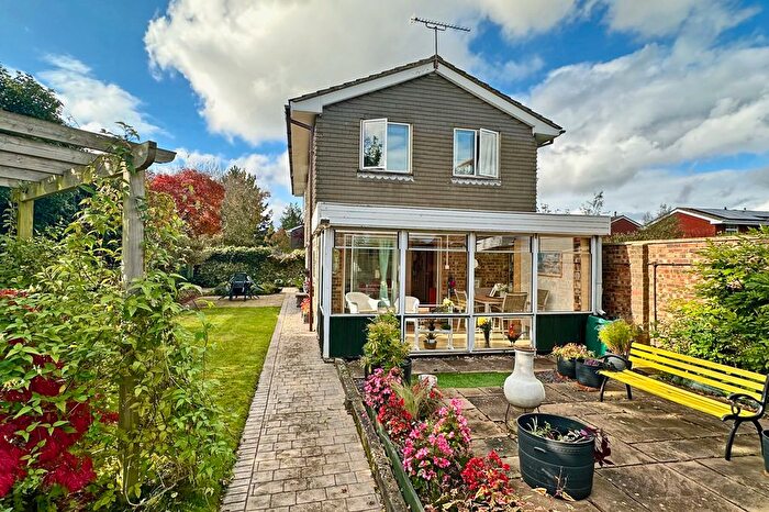 4 Bedroom Detached House For Sale In Newnham Green, Crowmarsh Gifford, Wallingford, OX10