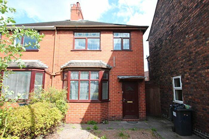 2 Bedroom Terraced House To Rent In London Road, Chesterton, ST5
