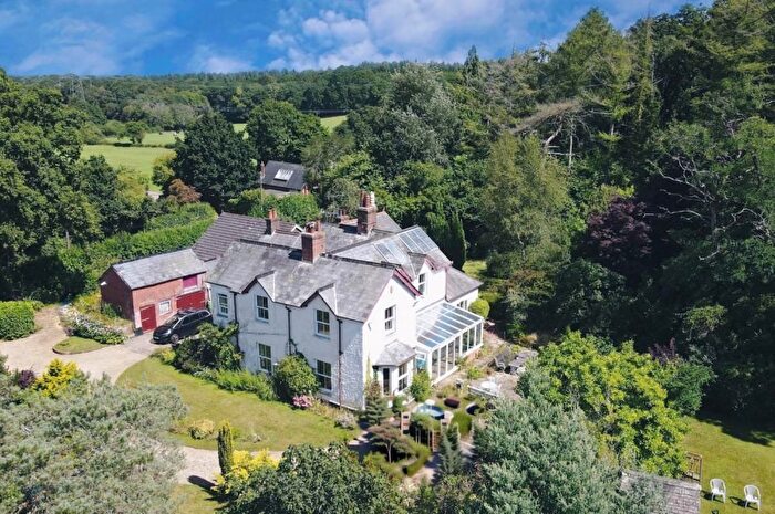 6 Bedroom Longère For Sale In Daggons Road, Alderholt, SP6