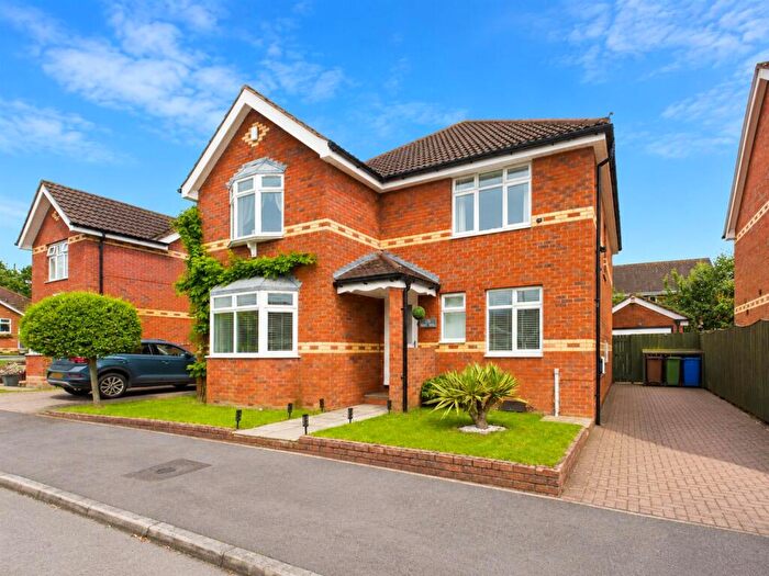 4 Bedroom Detached House For Sale In Mill Rise, Skidby, HU16