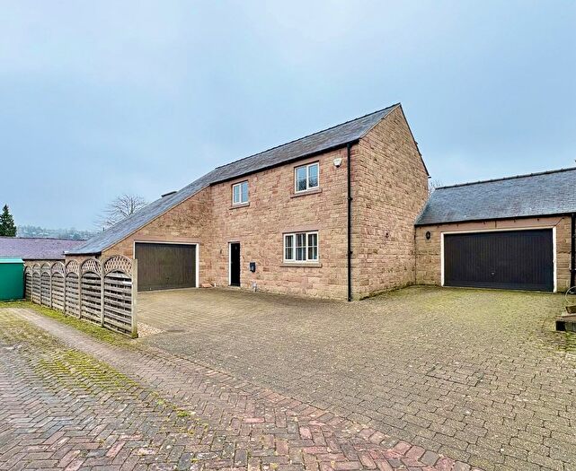 4 Bedroom Detached House For Sale In Church Street, Matlock, DE4