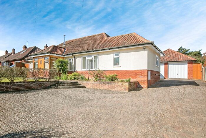 5 Bedroom Detached Bungalow For Sale In Fox Hill, Hollesley, Woodbridge, IP12