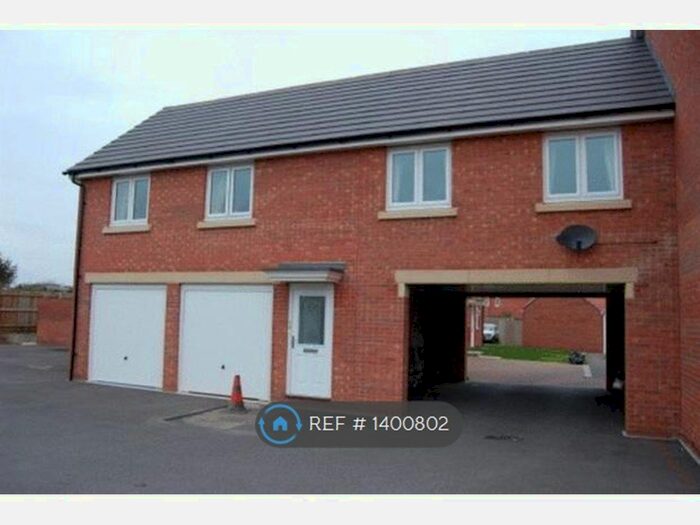 2 Bedroom End Of Terrace House To Rent In Coach House. Own Entrance &amp; Garage, Bridgwater, TA6