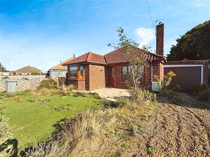 3 Bedroom Bungalow For Sale In Thornham Close, Norwich, Norfolk, NR7