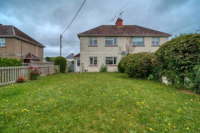 3 Bedroom Semi Detached House For Sale In Fillymead, Marnhull, Sturminster Newton, DT10