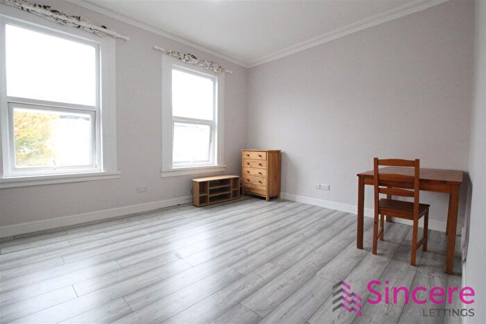 1 Bedroom Flat To Rent In Norman Road, Leytonstone, E11