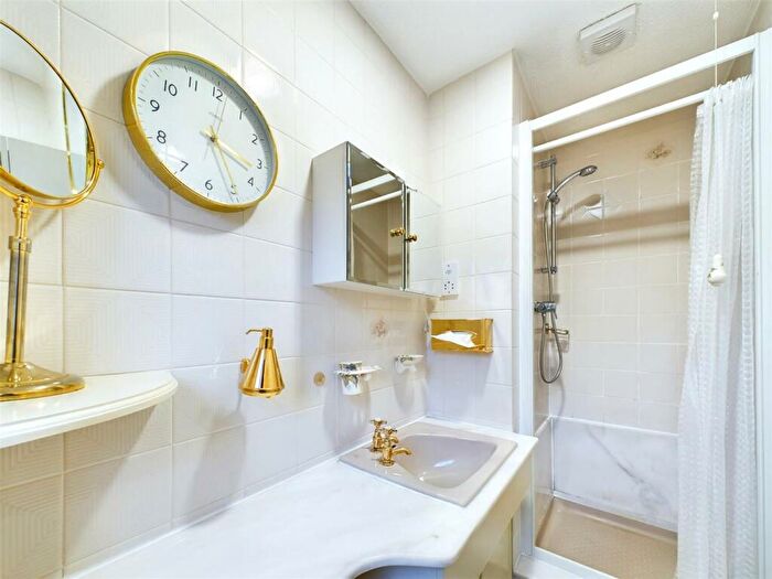 2 Bedroom Detached Bungalow For Sale In Claverley Drive, Backworth, NE27