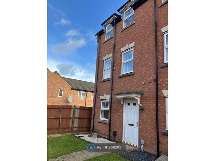 3 Bedroom Terraced House To Rent In Jackdaw Road, Corby, NN18