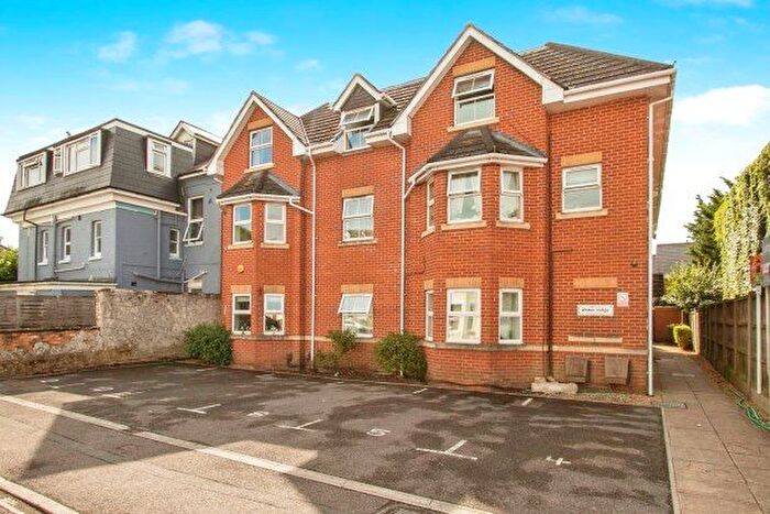 1 Bedroom Flat To Rent In Carysfort Road, Bournemouth, BH1