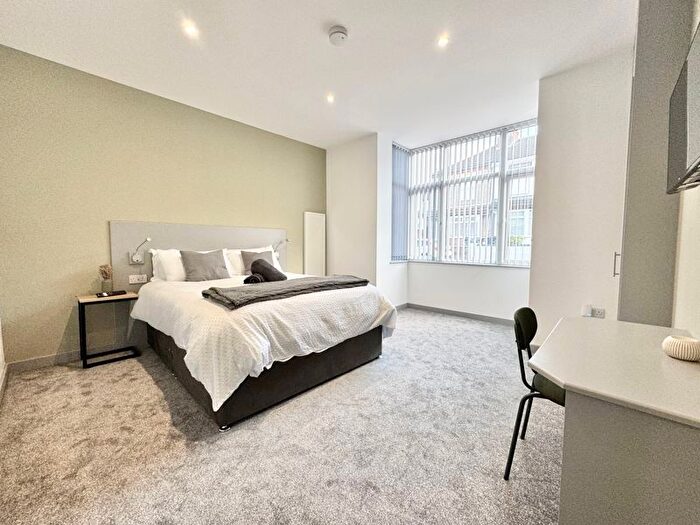 2 Bedroom Flat To Rent In College Street, Cleethorpes, DN35