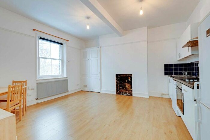 1 Bedroom Flat To Rent In Highbury New Park, Highbury, N5